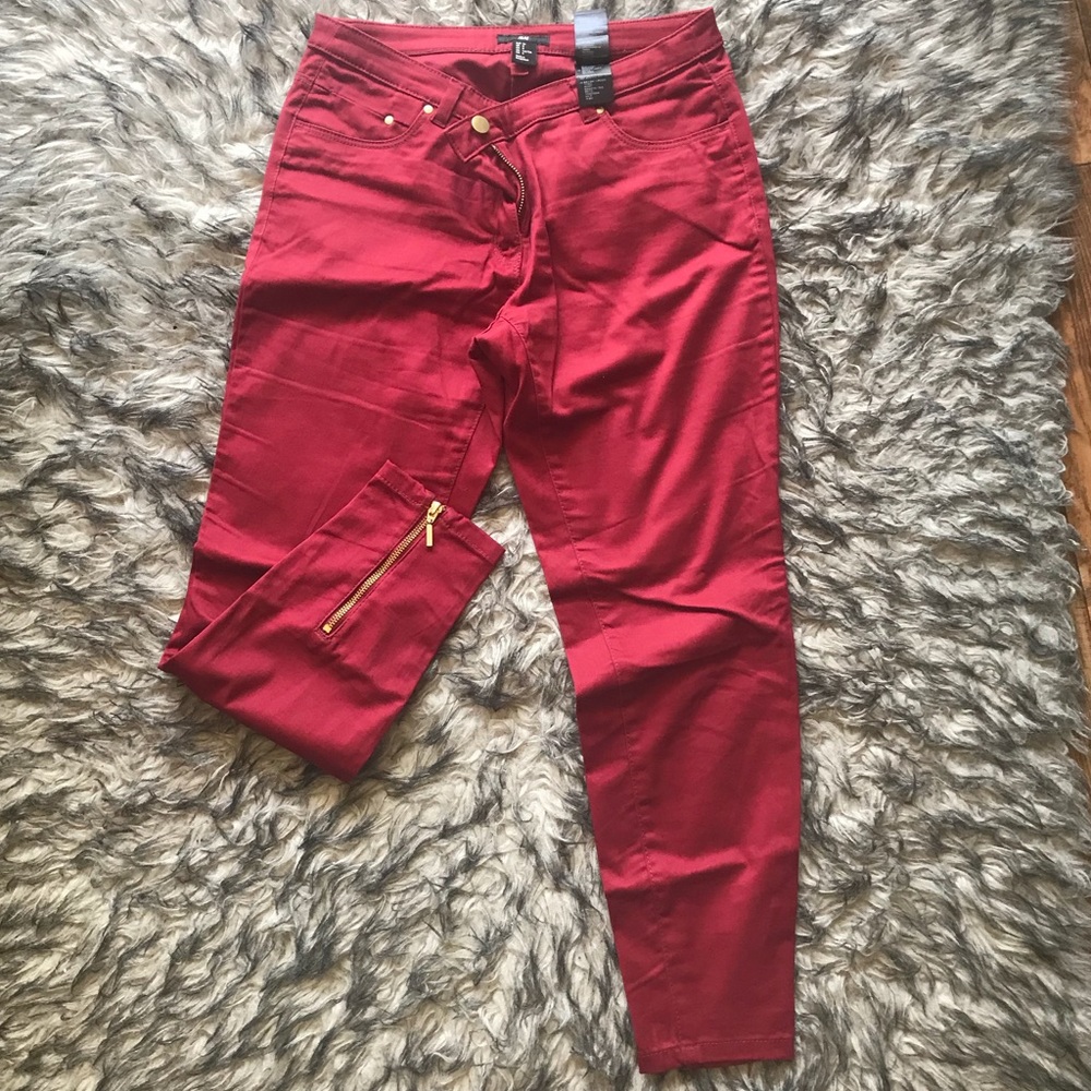 Red H&M skinny CHINO dress pants